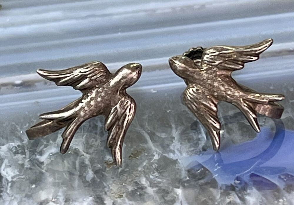 Vintage Sterling Silver Swallow Bird Screw Back Earrings Signed C&C